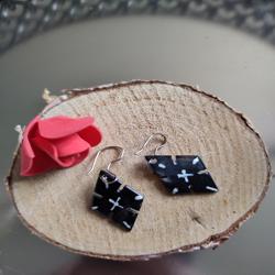 boucle_oreilles_losange_zebu_ethnique_slider.jpg